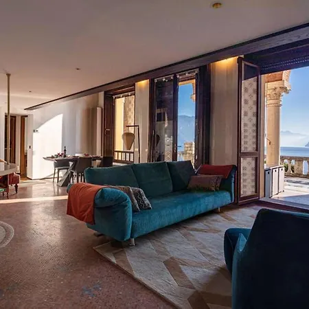 Apartamento Gaeta Luxury Sleeps 8 Guests *
